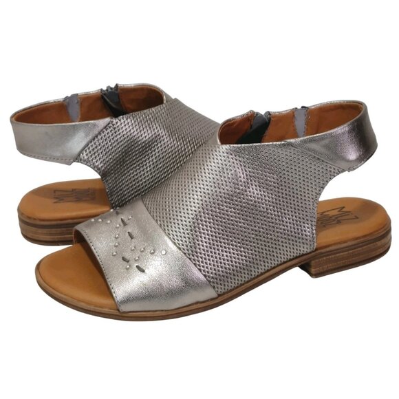 Miz Mooz Leather Upper Side-Zip Sandals Darcie Pewter Size 40 Silver - Picture 1 of 13
